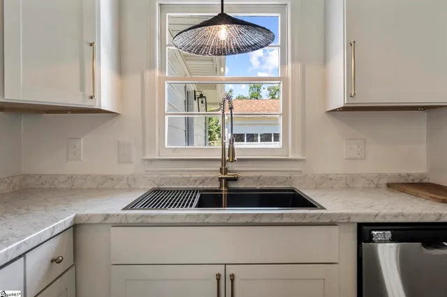 $349,000 | 409 Mapleton Drive, Greenville, SC 29607