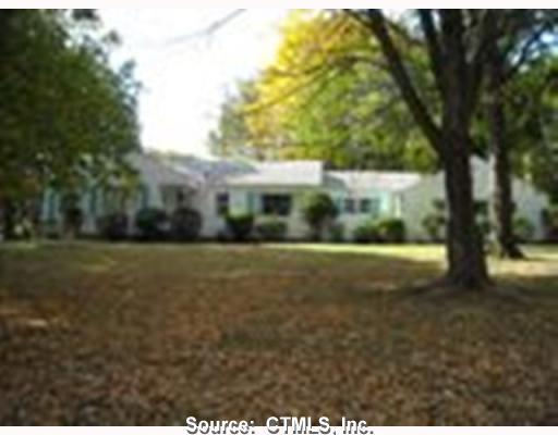 948 Racebrook Road Orange, CT 06477 - Photo 1 of 1