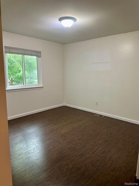 3432 Cone Avenue Rochester, MI 48309 - Photo 9 of 20