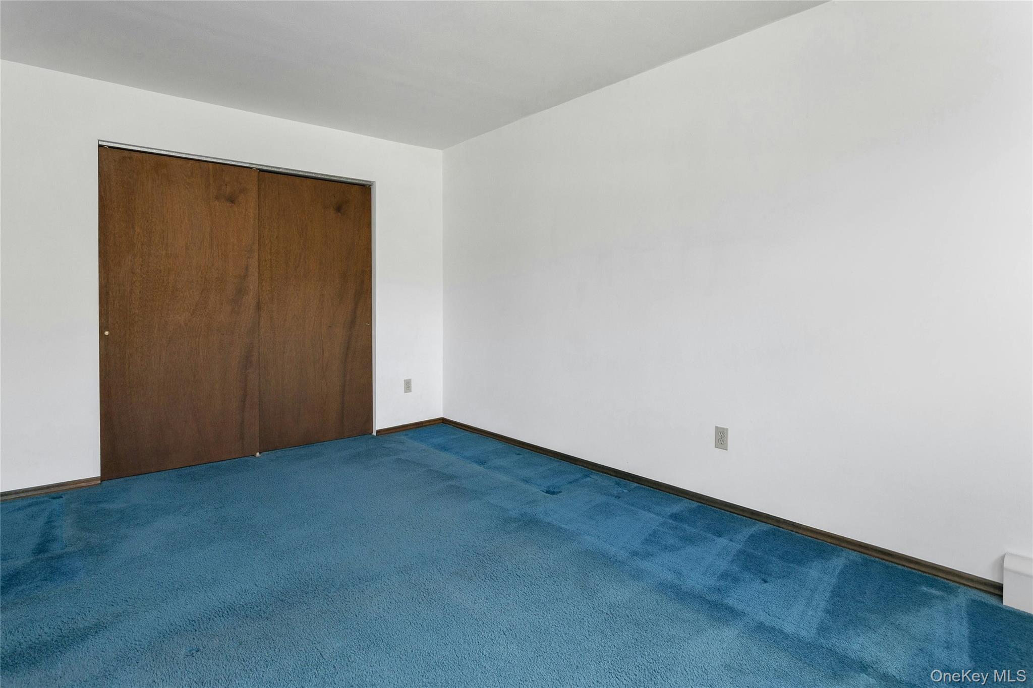 6 Elm Court Fishkill, NY 12524 - Photo 13 of 18 an empty room with closet area