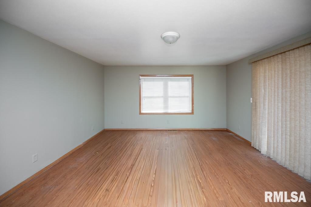 1806 State Street Pekin, IL 61554 - Photo 21 of 41