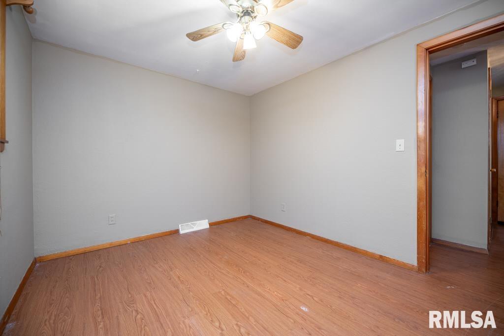 1806 State Street Pekin, IL 61554 - Photo 32 of 41