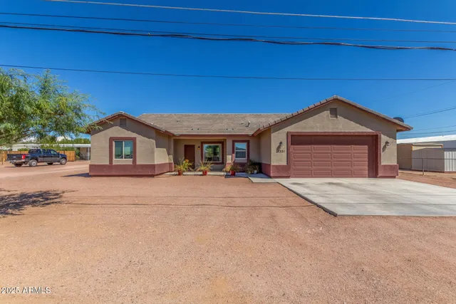 $465,000 | 1331 South Cedar Drive, Apache Junction, AZ 85120