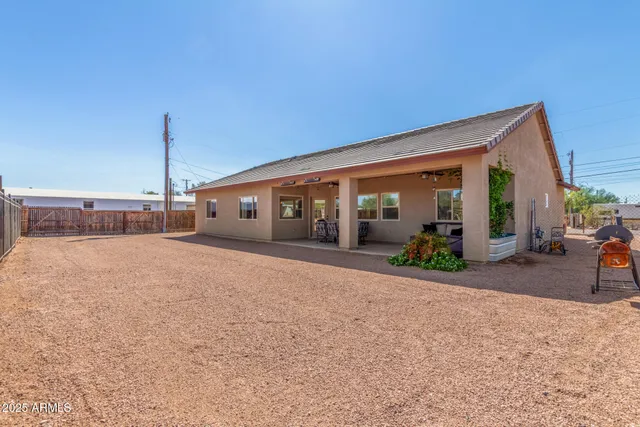 $465,000 | 1331 South Cedar Drive, Apache Junction, AZ 85120