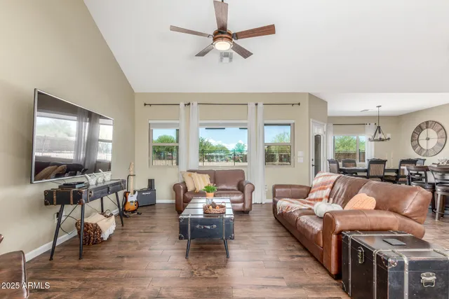 $465,000 | 1331 South Cedar Drive, Apache Junction, AZ 85120