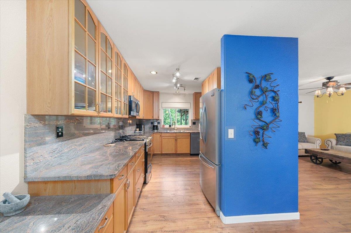 9201 Country Road Georgetown, CA 95634 - Photo 20 of 60