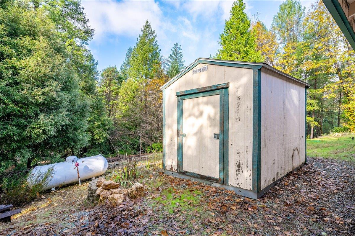 9201 Country Road Georgetown, CA 95634 - Photo 45 of 60