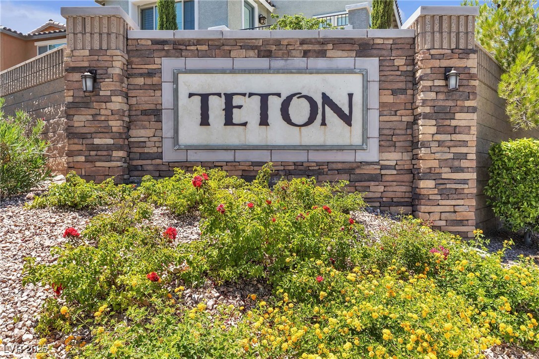 9950 Coyote Echo Court Las Vegas, NV 89166 - Photo 48 of 71 View of community / neighborhood sign