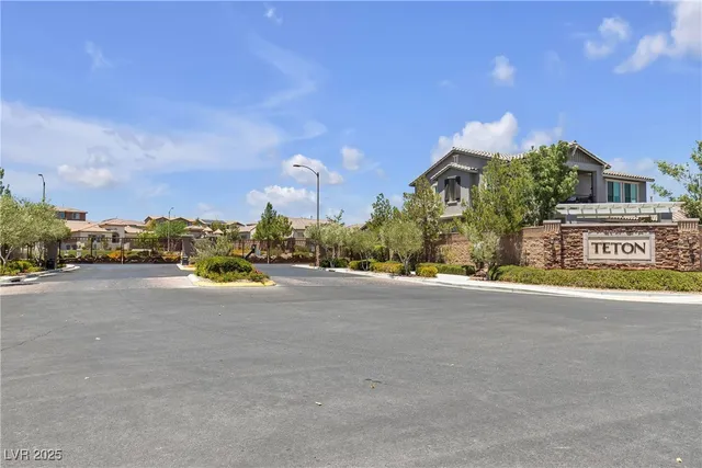 $655,000 | 9950 Coyote Echo Court, Las Vegas, NV 89166