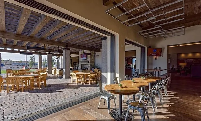 $655,000 | 9950 Coyote Echo Court, Las Vegas, NV 89166