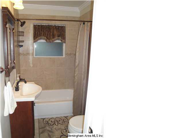 2113 4th Avenue Birmingham, AL 35210 - Photo 11 of 18