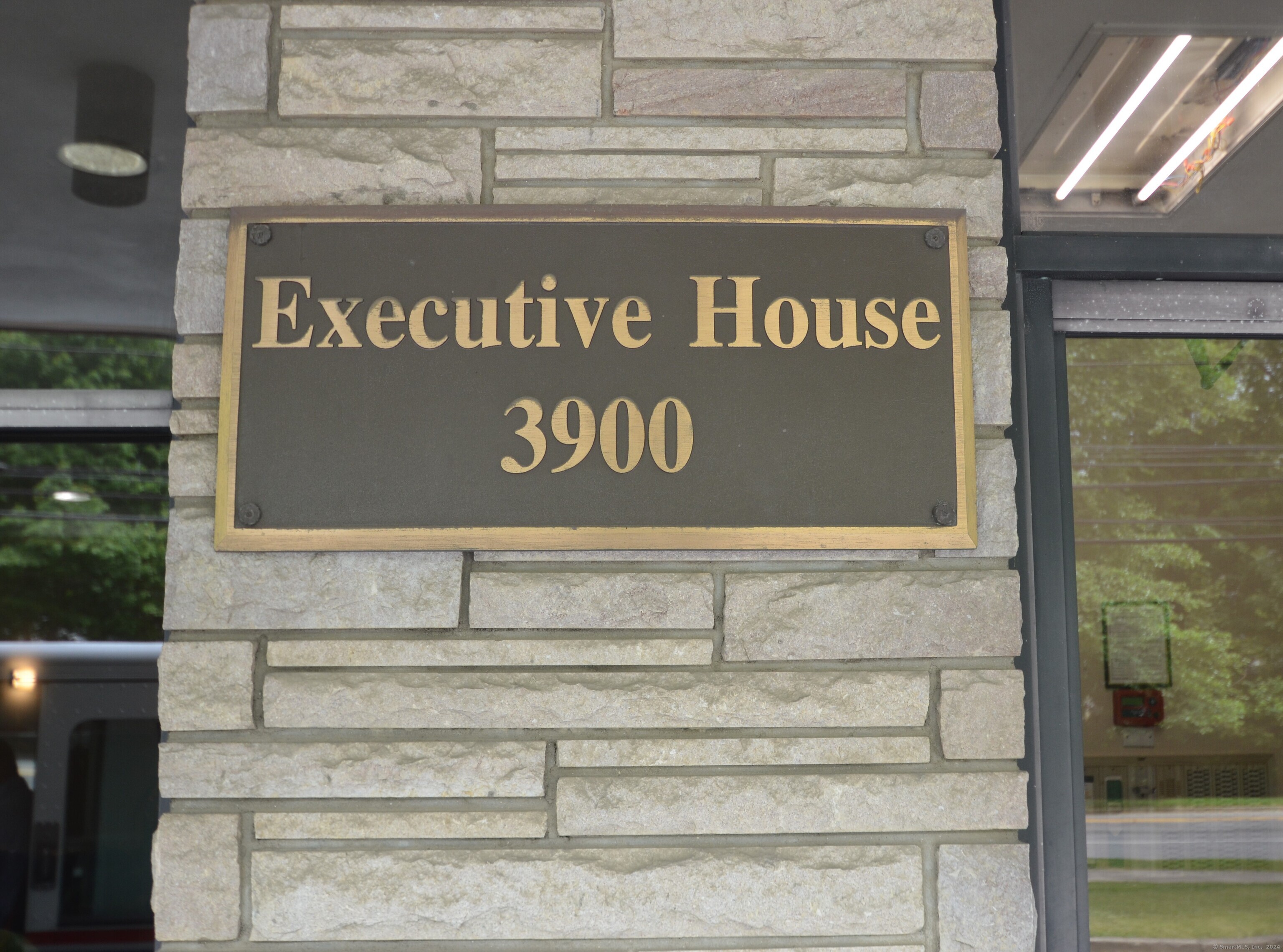 3900 Park Avenue, Unit 5H Bridgeport, CT 06604 - Photo 22 of 27 a close up of a sign