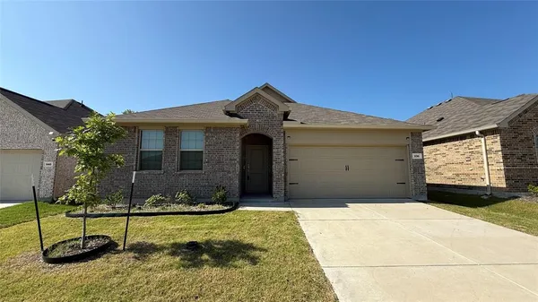 $2,049 | 936 Longleaf Lane, Princeton, TX 75407