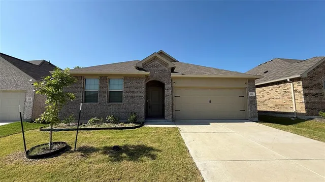 $2,099 | 936 Longleaf Lane, Princeton, TX 75407