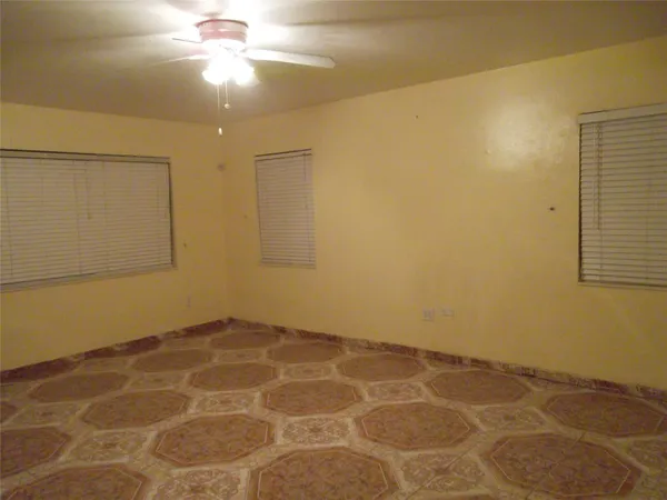 $4,300 | 930 Northeast 160th Street, North Miami Beach, FL 33162