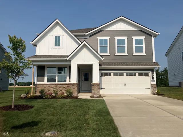 $362,000 | 2218 Boxwood Drive, Greenfield, IN 46140
