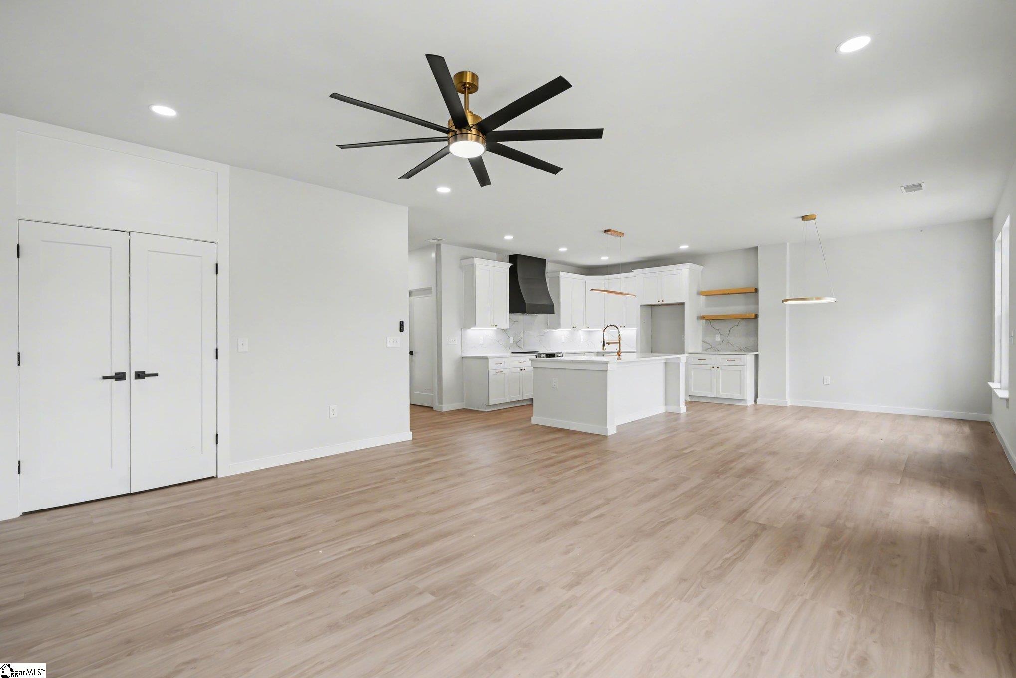 168 Boxwood Lane Easley, SC 29640 - Photo 6 of 20