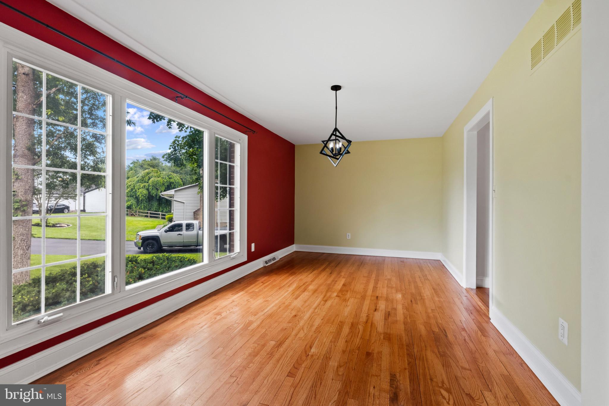 2700 Hunting Ridge Court Baldwin, MD 21013 - Photo 11 of 29