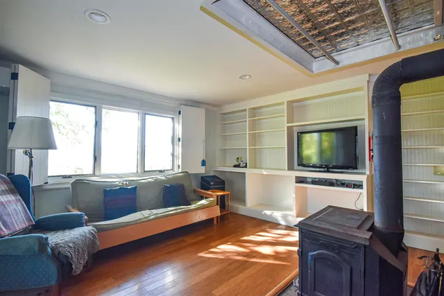 $795,000 | 8269 Vermont Rte 125, Bridport, VT 05734