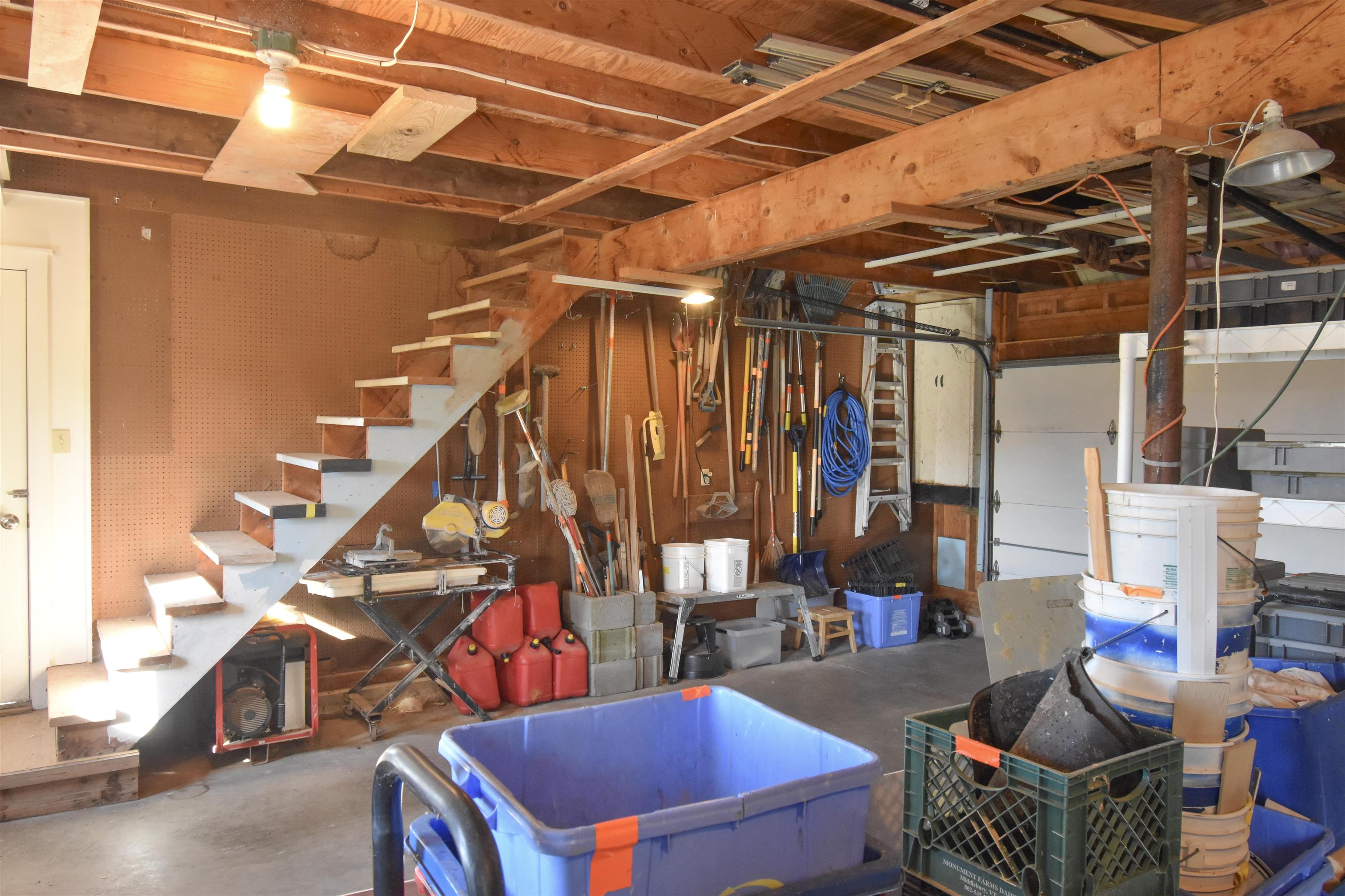 8269 Vermont Rte 125 Bridport, VT 05734 - Photo 33 of 49