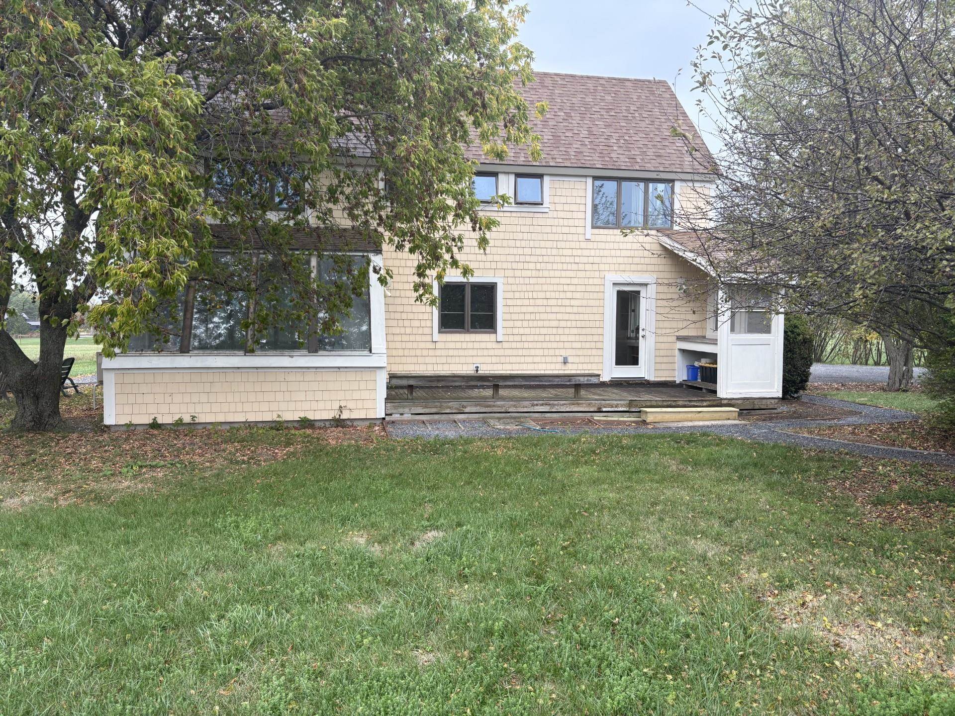 8269 Vermont Rte 125 Bridport, VT 05734 - Photo 7 of 46