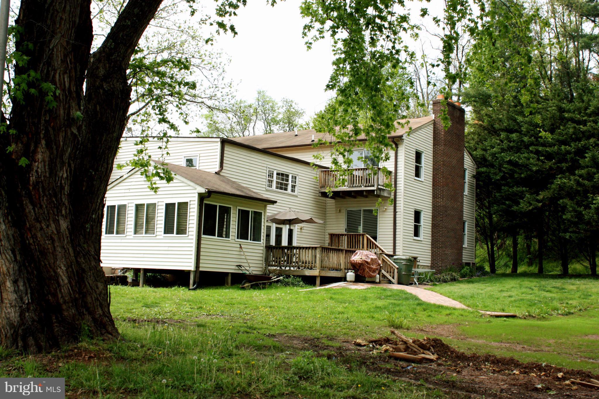 6605 Runkles Road Mount Airy, MD 21771 - Photo 3 of 29 Back of house