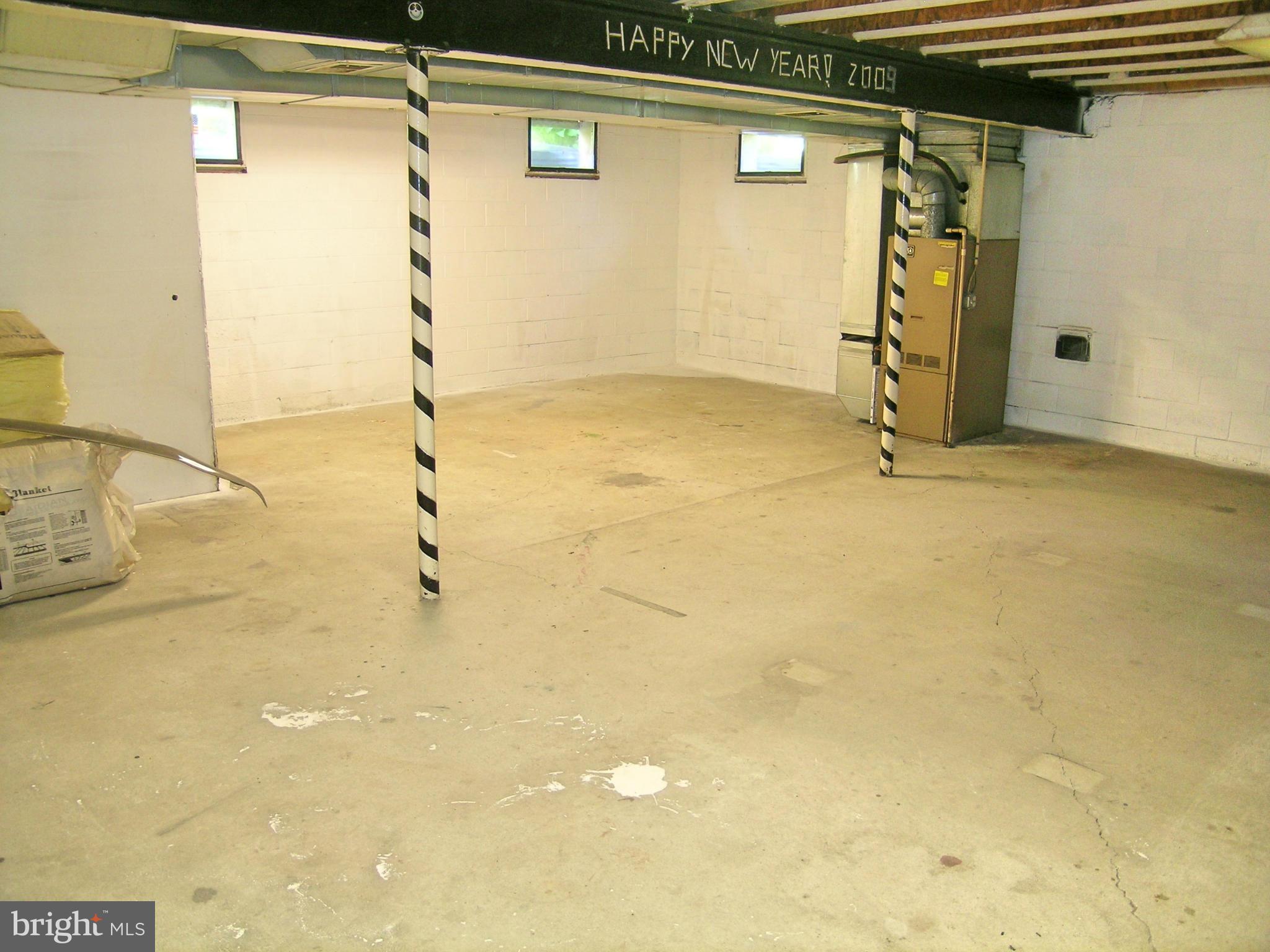 6605 Runkles Road Mount Airy, MD 21771 - Photo 22 of 29 Turn this space into a rec room or workshop.