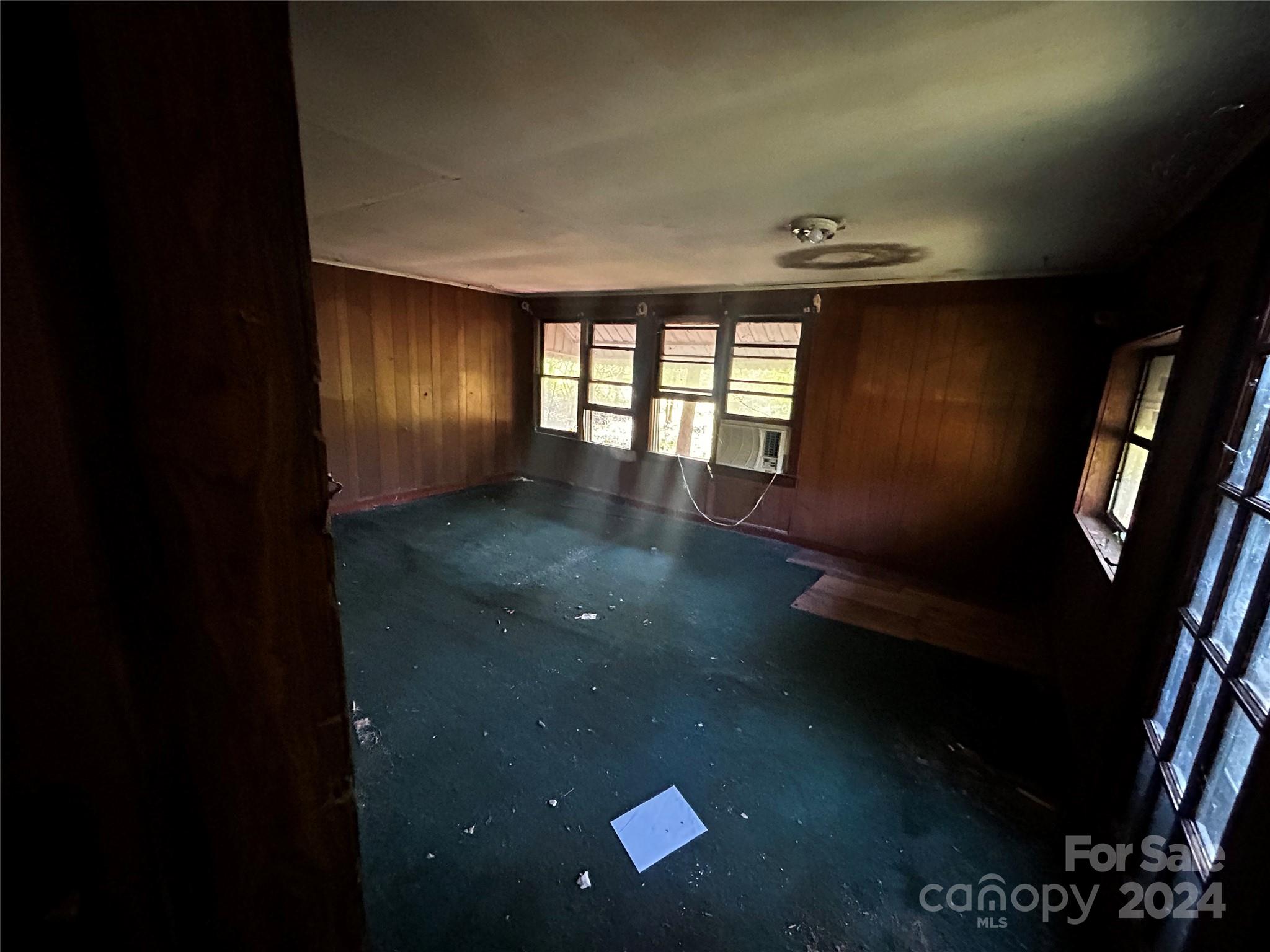 306 Queens Road Gastonia, NC 28052 - Photo 3 of 9 Gallery Image 3
