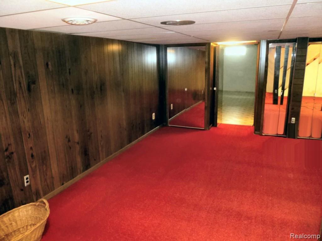 163 Nevada Avenue Rochester, MI 48309 - Photo 29 of 32 basement 2.jpg