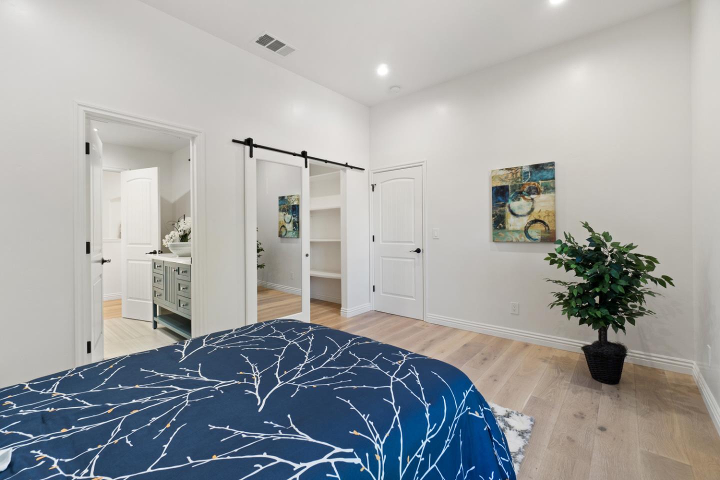 13371 Quito Road Saratoga, CA 95070 - Photo 27 of 66