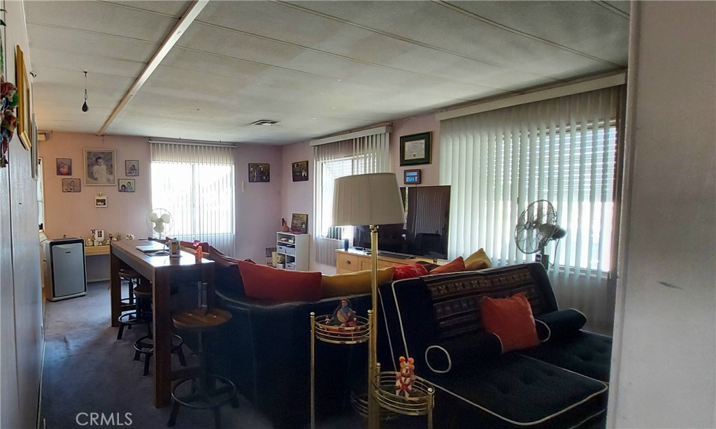 20806 Gridley Road, Unit 58 Lakewood, CA 90715 - Photo 5 of 20 Living Room