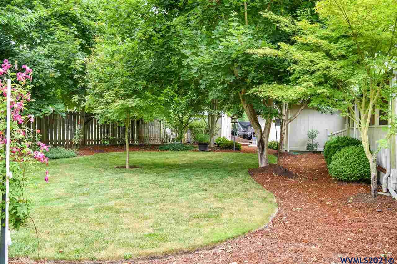 2524 Del Rio Court Southeast Albany, OR 97322 - Photo 25 of 26 Gallery Image 25