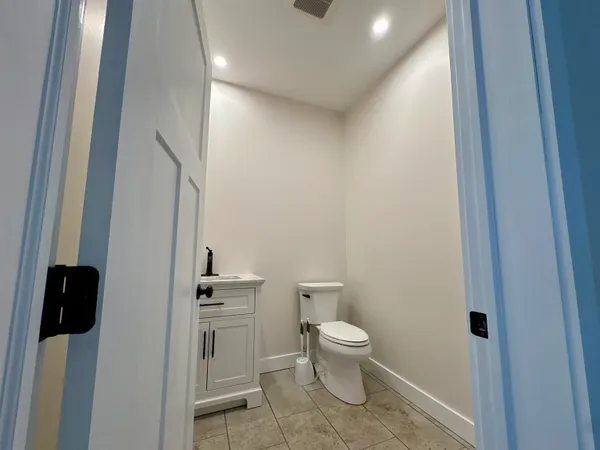 $879,000 | 24 Wildcat Drive, Dover, NH 03820