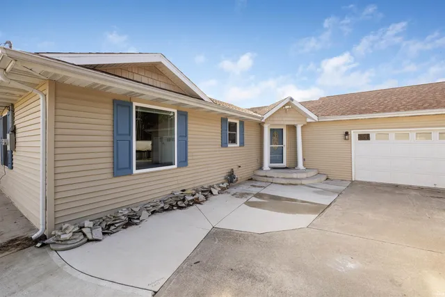 $299,900 | 7754 St Joe Road, Fort Wayne, IN 46835