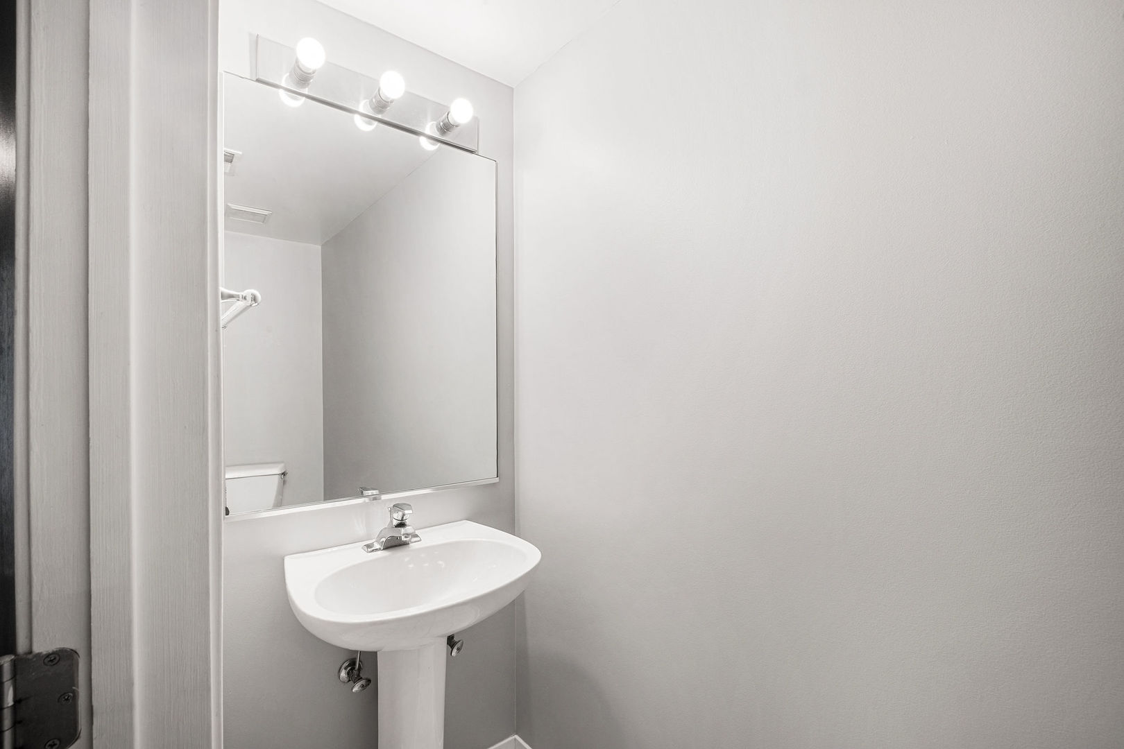 811 South Lytle Street, Unit 110 Chicago, IL 60607 - Photo 13 of 26