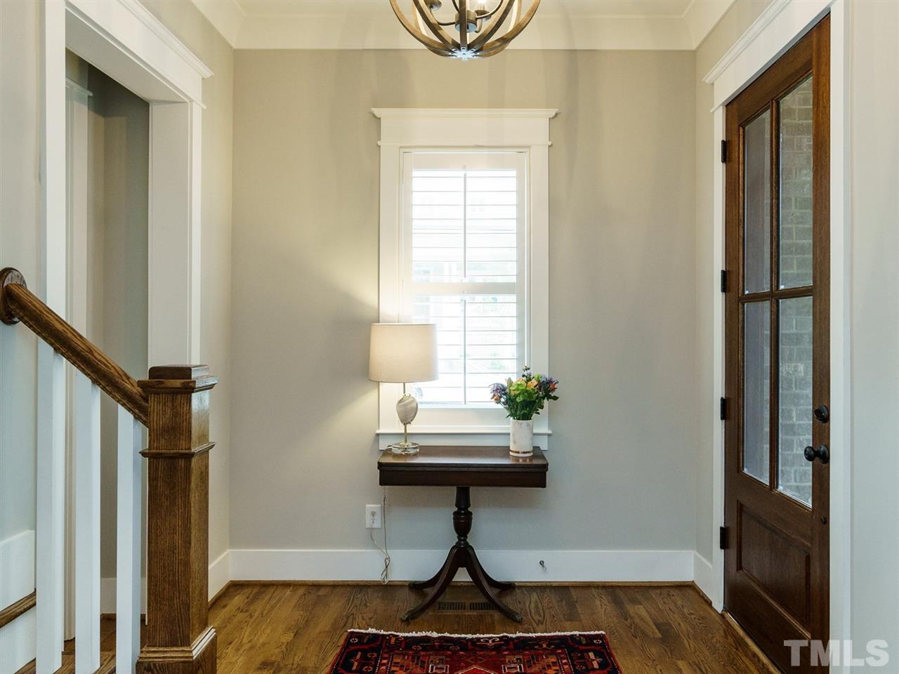 710 Virginia Avenue Raleigh, NC 27604 - Photo 3 of 25 a room with furniture and a window