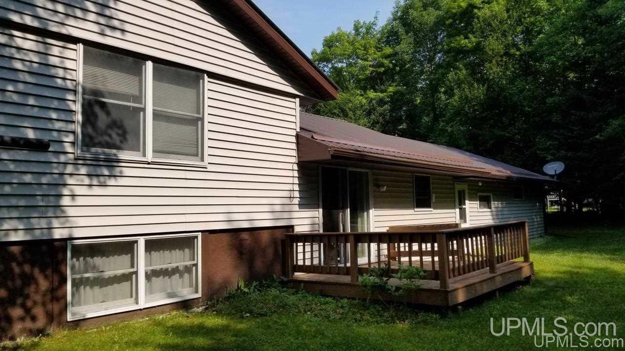 137 Michaels Road Iron River, MI 49935 - Photo 6 of 46 Gallery Image 6