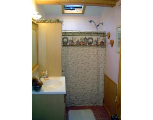 75 Pearse Road Swansea, MA 02777 - Photo 12 of 15 Gallery Image 12