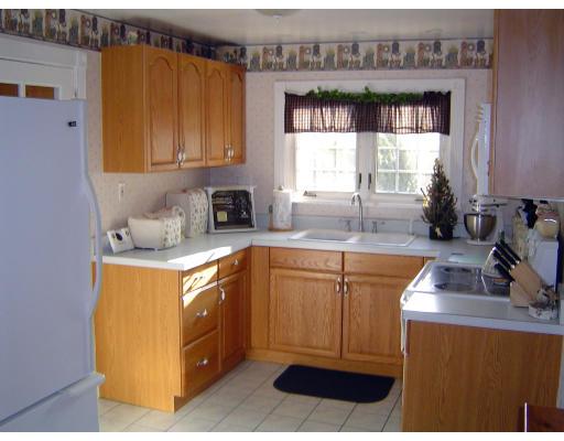 75 Pearse Road Swansea, MA 02777 - Photo 6 of 15 Gallery Image 6