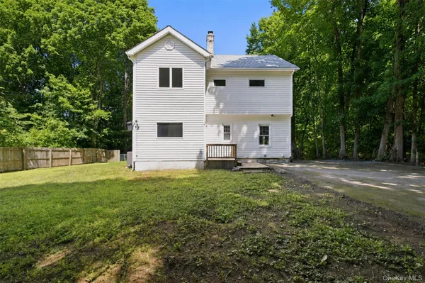 $699,500 | 65 South State Road, Briarcliff Manor, NY 10510
