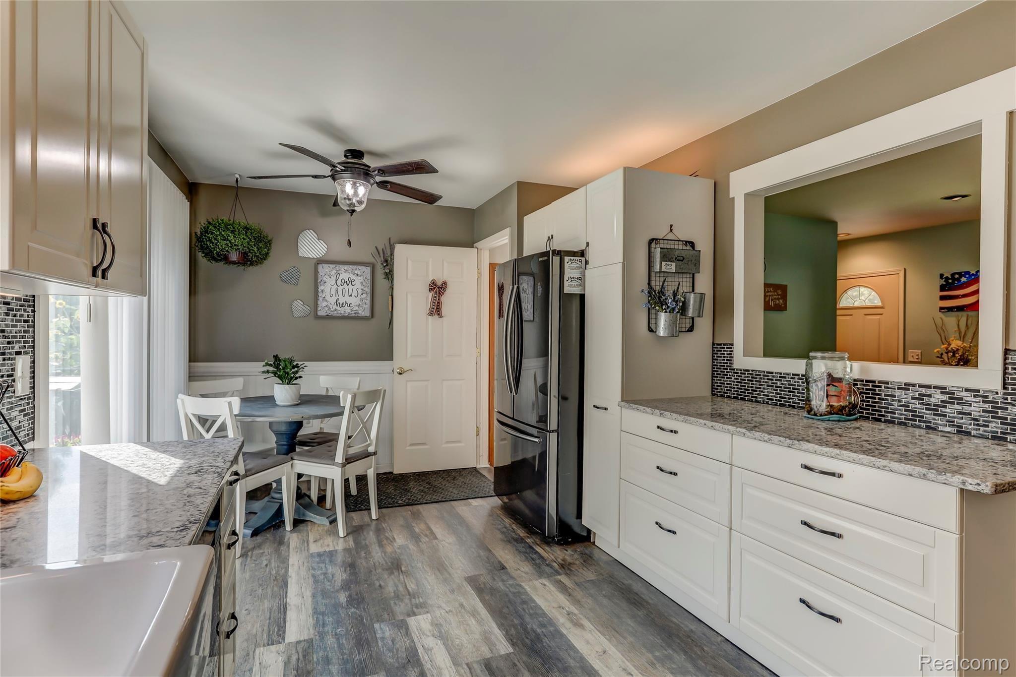 669 Georgetown Street Canton, MI 48188 - Photo 10 of 25 669 Georgetown Street, Canton, MI-10.jpg-FULL