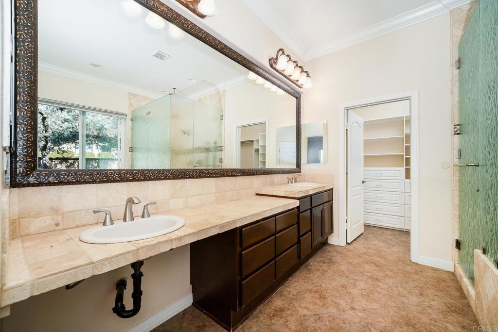 1075 Crimson Drive San Marcos, CA 92069 - Photo 14 of 74