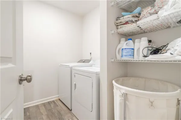 $300,000 | 560 North Main Street, Denton, NC 27239
