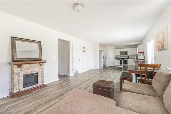 $300,000 | 560 North Main Street, Denton, NC 27239