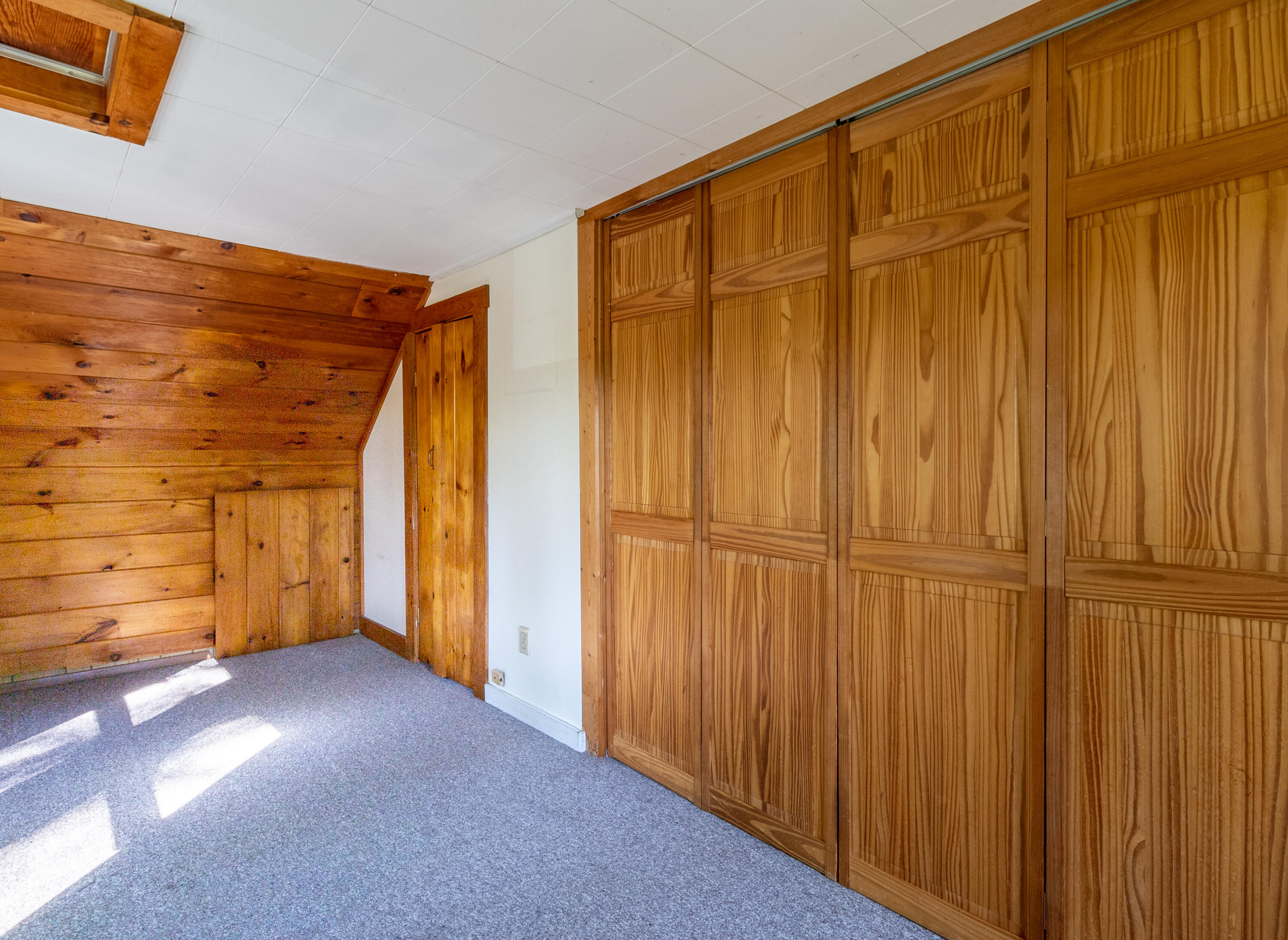 199 Gray Road Gorham, ME 04038 - Photo 20 of 33 Bedroom 2 Closets