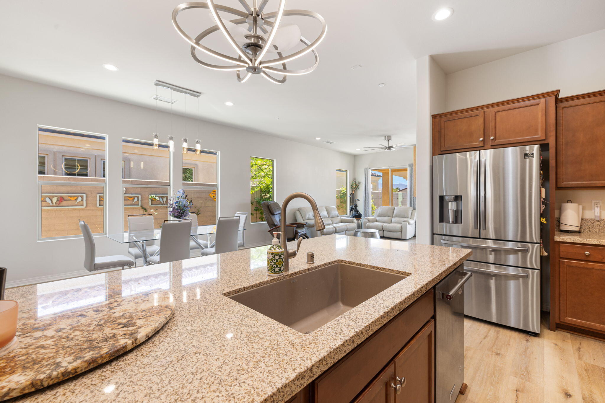 25 Pinot Noir Rancho Mirage, CA 92270 - Photo 2 of 29 33-web-or-mls-AM4A8998