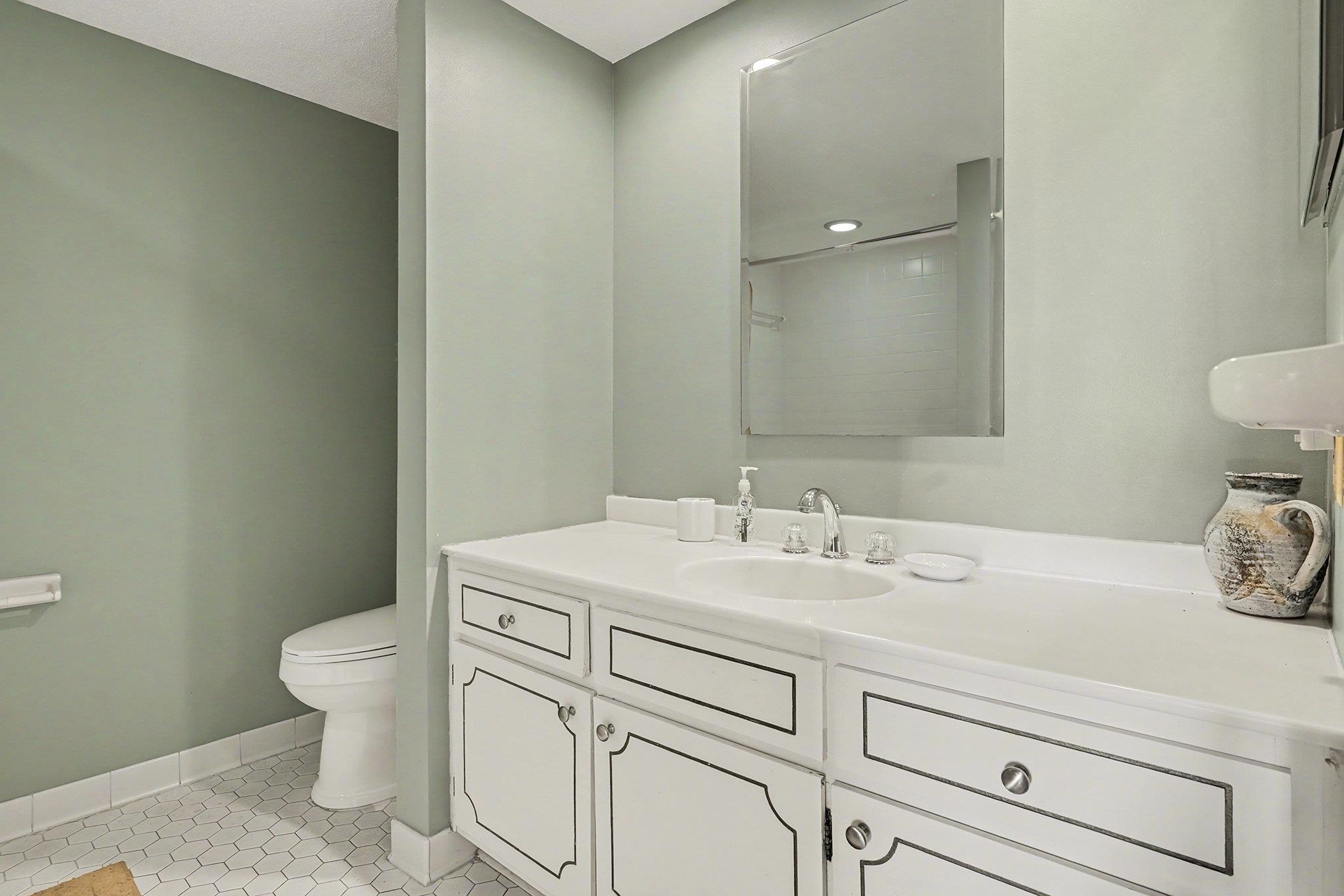 9650 Shore Drive, Unit 1802 Myrtle Beach, SC 29572 - Photo 15 of 38