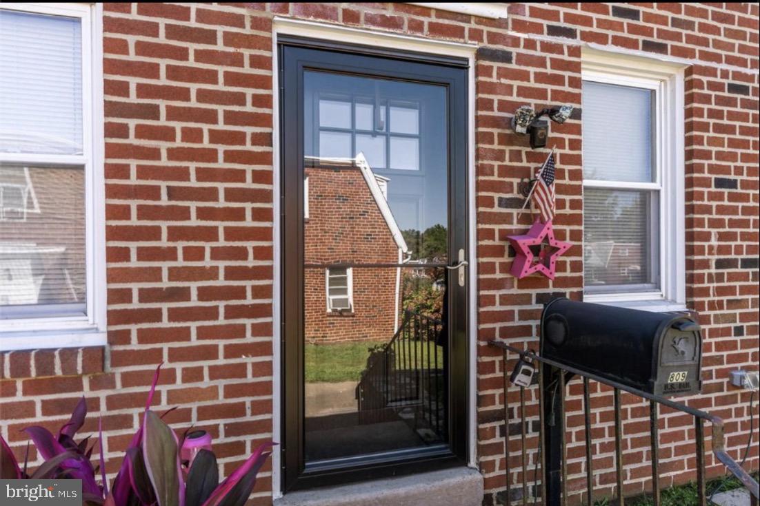 809 Millwood Road Philadelphia, PA 19115 - Photo 4 of 20 a view of a brick wall