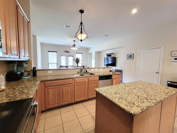 $3,500 | 4805 Prairie Aster Drive, Garland, TX 75043