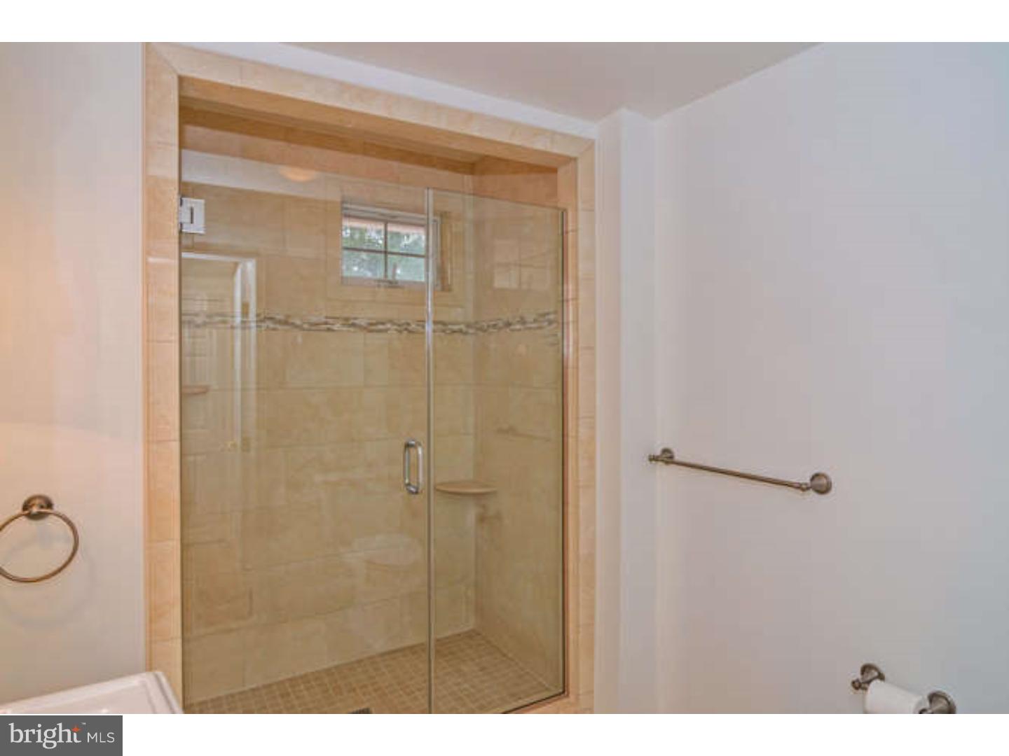 1165 Cumberland Road Abington, PA 19001 - Photo 20 of 25 Bathroom